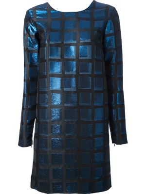 10785840_3829425_300