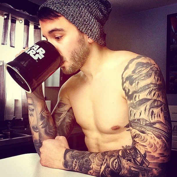 Hot-Men-Coffee-Instagram-Pictures-18
