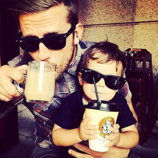 Hot-Men-Coffee-Instagram-Pictures-4