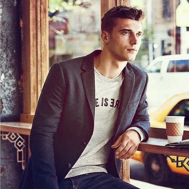 Hot-Men-Coffee-Instagram-Pictures-9