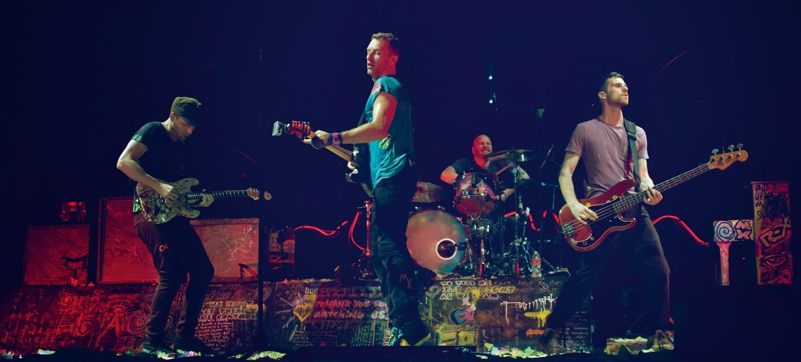 Coldplay-live-2012-pic2