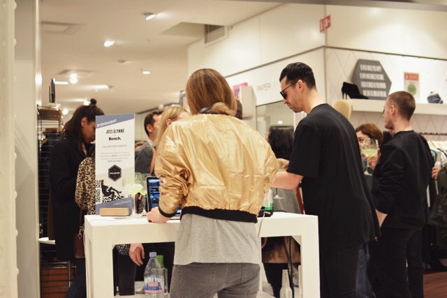 Paperlab Bench x Jess Glyne DJ Doris - Modzik