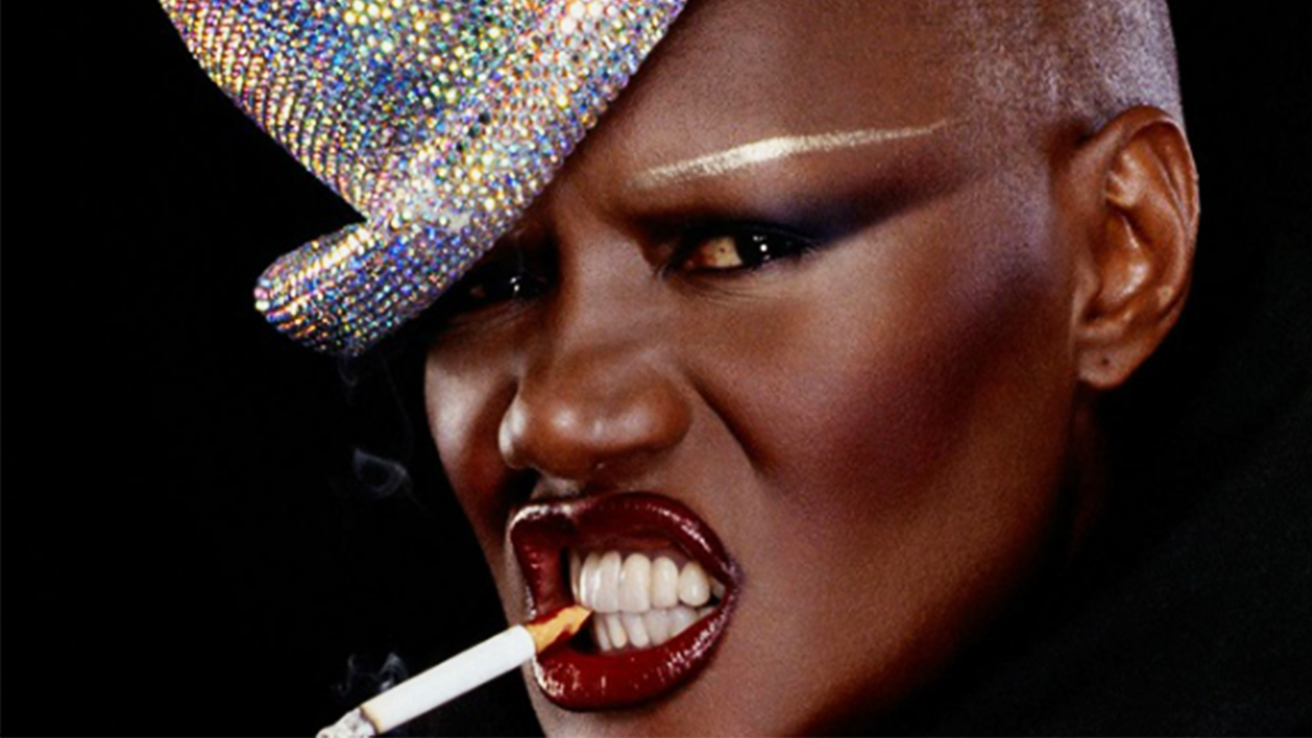 Грейс джонс в молодости. Grace jones 2016. Грейс джонс. Грейс джонс клипы. Grace jones 2015.