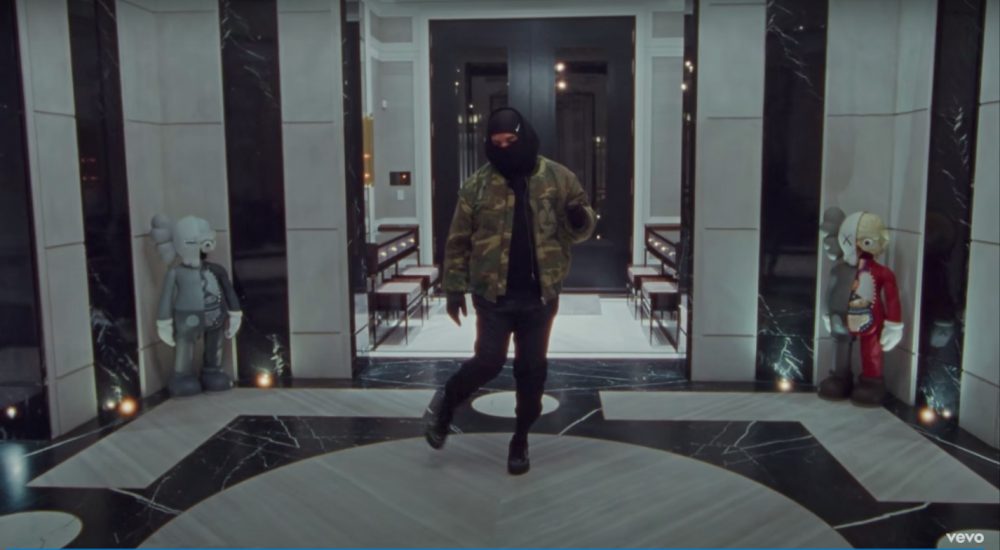 Drake dans son clip "Toosie Slide"