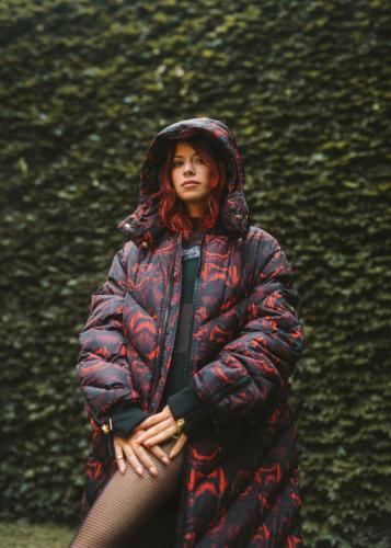 Manteau : Collini MilanoBody : MisbhvCollants : WolfordChaussures : Doc Martens